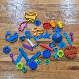 Lot of Play Doh toys